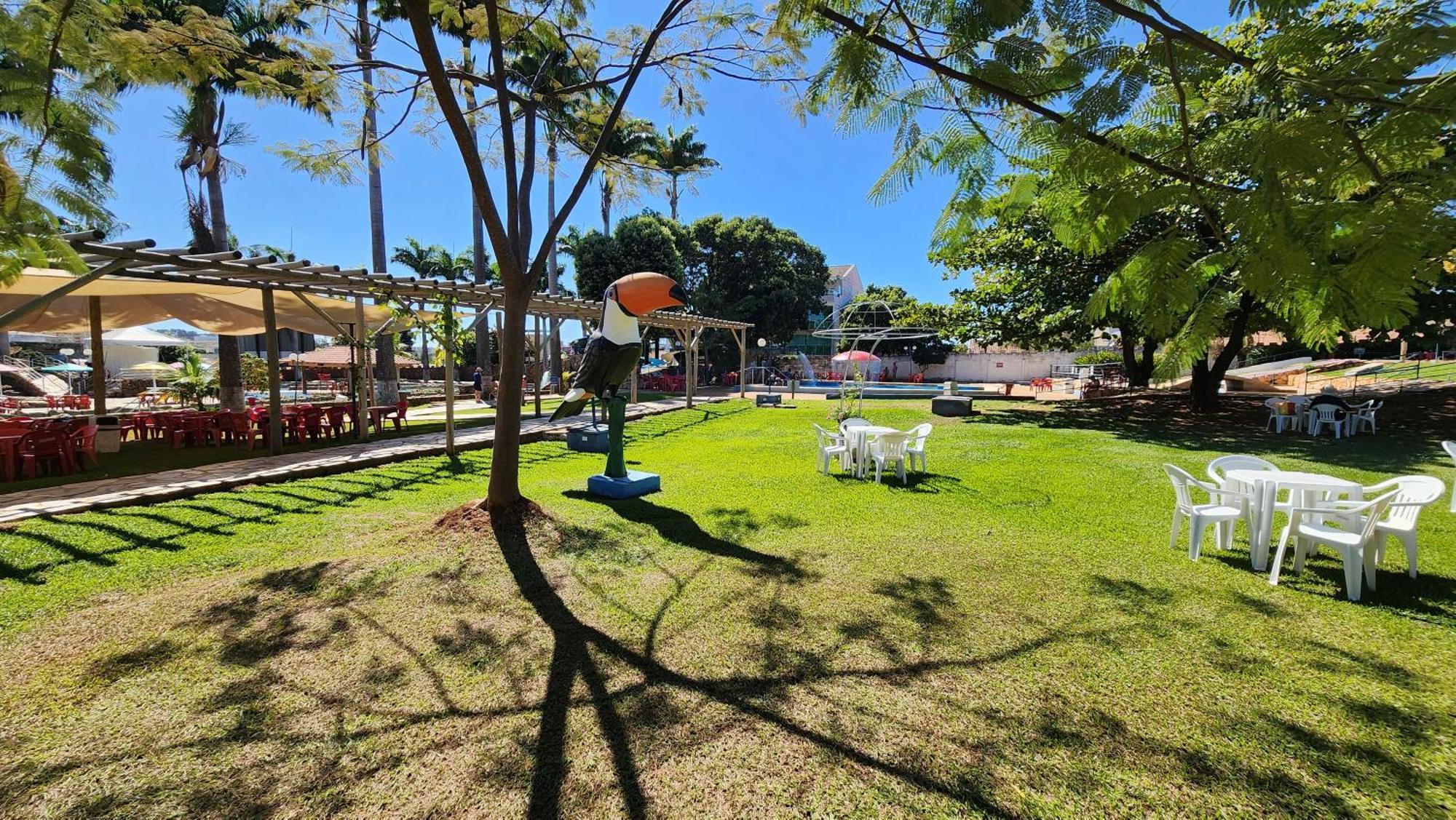 Acqua Ville 2 - Apartamentos Jn Caldas Novas Extérieur photo